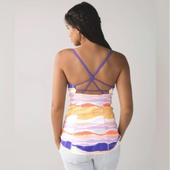 ⭐ Lululemon Dancing Warrior tank top size 6 - Picture 3 of 10